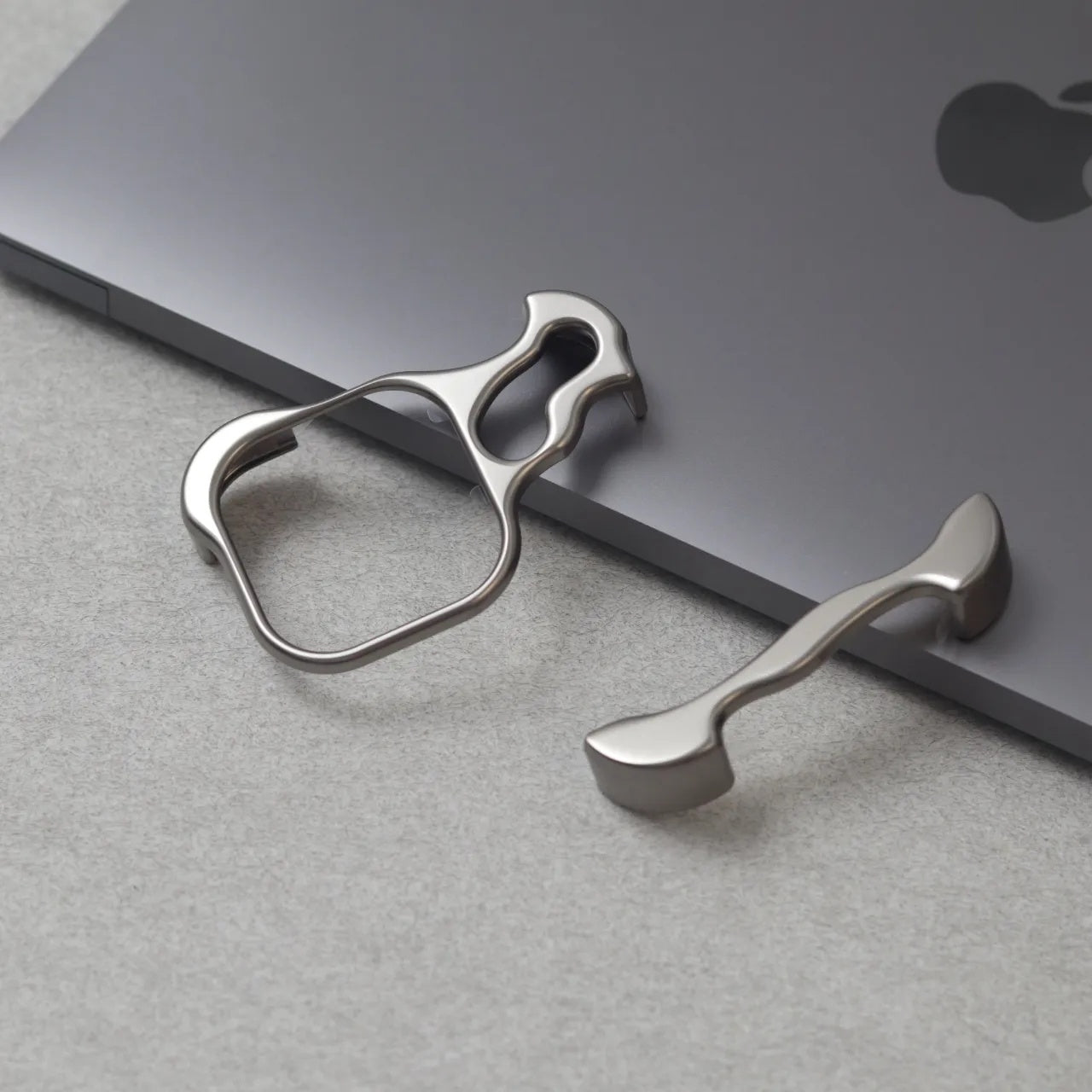 Zinc Alloy Cases