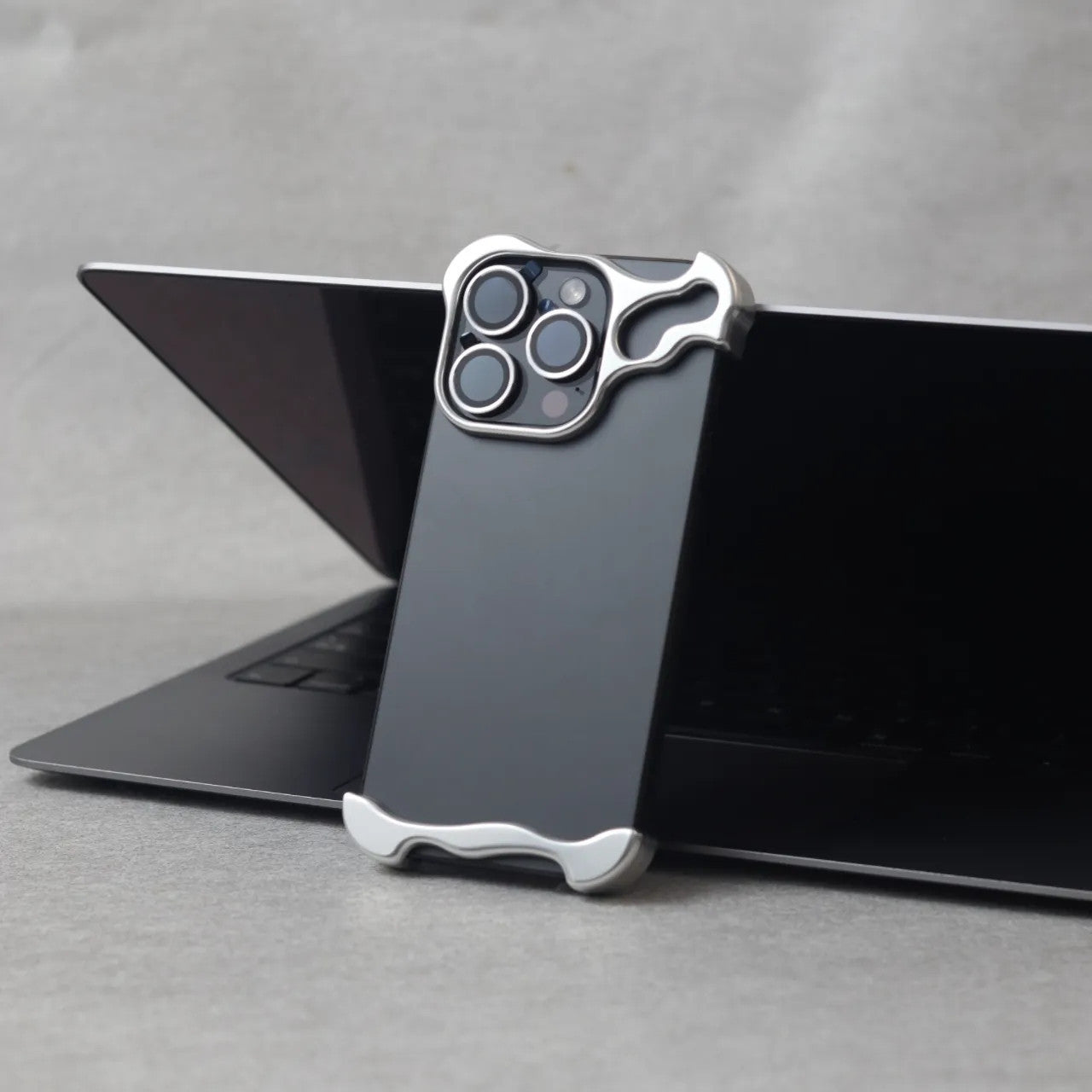 Zinc Alloy Cases